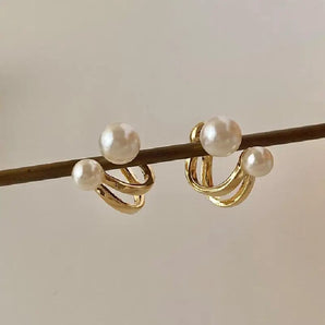 Fashionable Pearl Earwrap Earrings