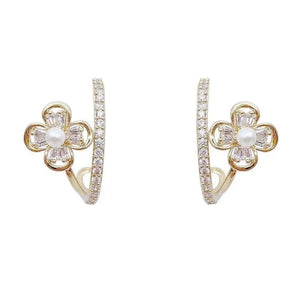 Delicate Diamonds Studded Flower Earrings